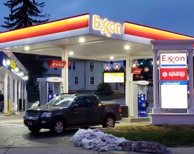Exxon Gas Station - Bait Shop